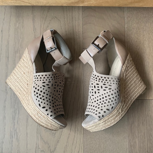 Beige Rope Wedges - Picture 4 of 11